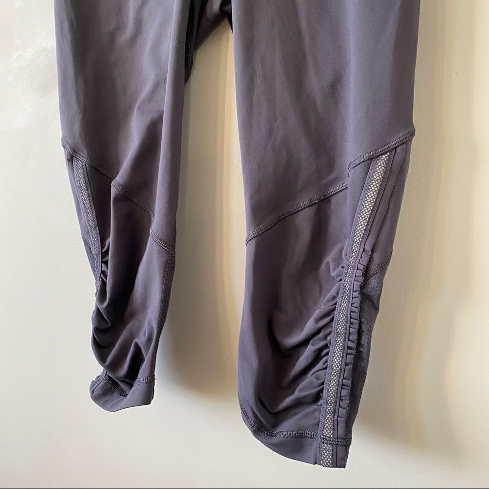Lululemon Ruched Side Cropped Legging - Picture 6 of 8